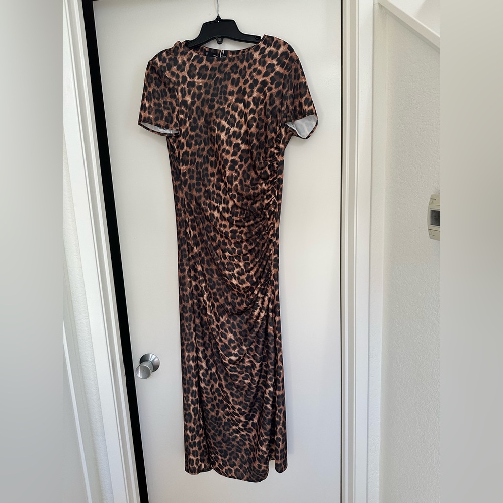MNG Leopard Print Women's knit Dress maxi length size 8 side cinch detail
